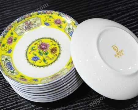 碗盘碟勺套装中式花纹家用手工陶瓷饭碗盘礼品餐具