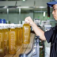 瓶装果汁饮料三合一灌装机 樱桃果汁生产设备 骏科机械
